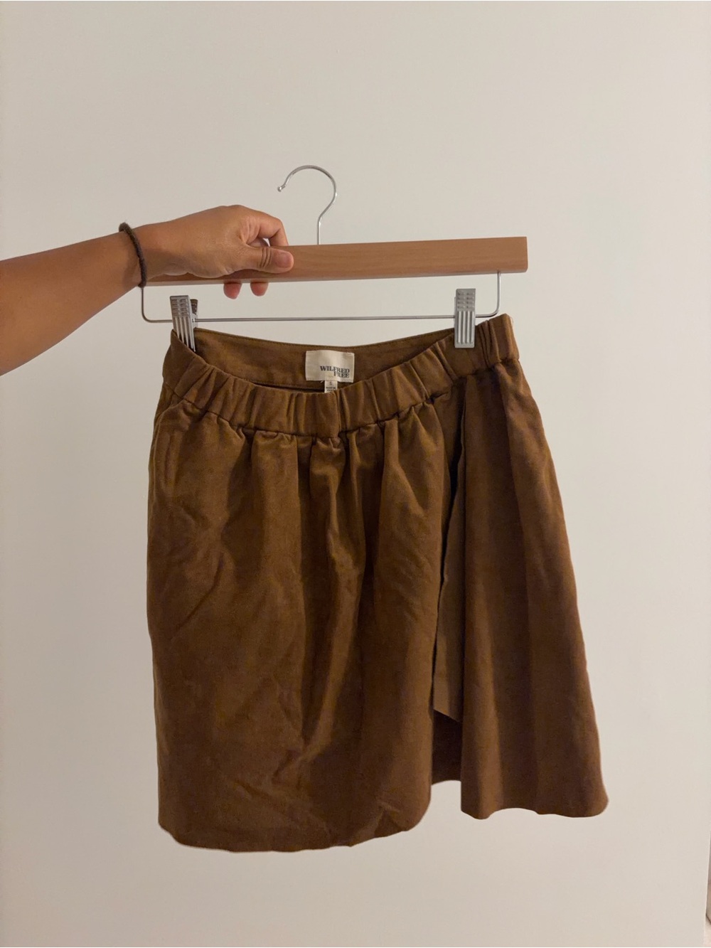 Wilfred Free Mini Skirt in Brown Suede-Look